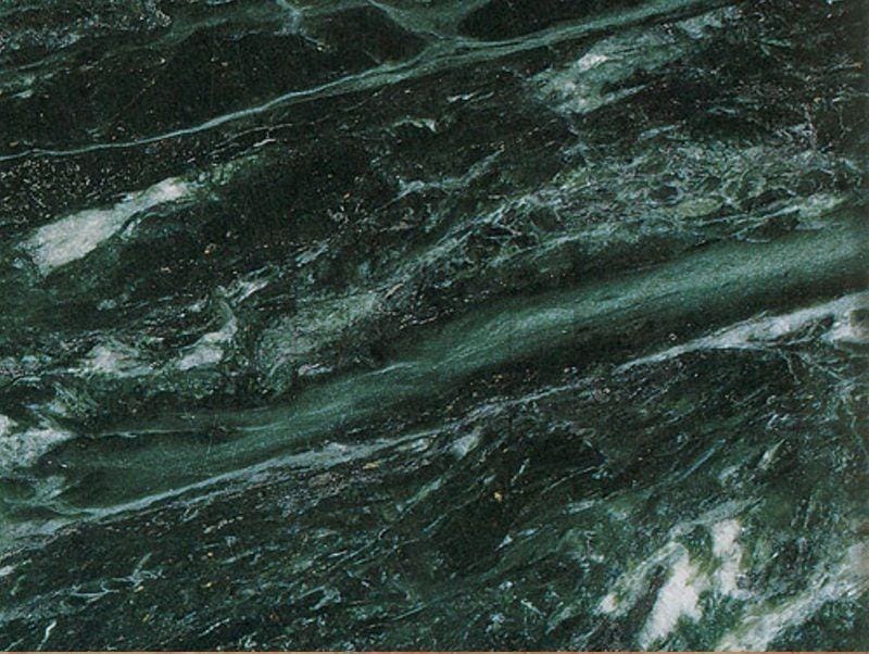 imagem de uma pedra de granito Verde Alpi