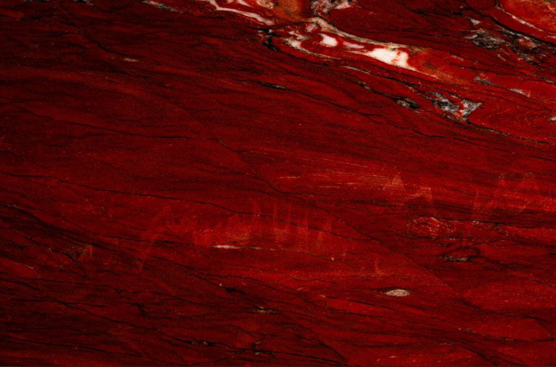 imagem de uma pedra de quartzo Vermelho Xangô